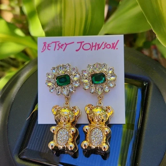 Betsey Johnson Dangling Bear Eàrrings. NWT - Picture 2 of 4